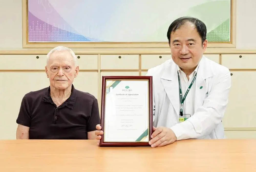 Ben D. Harvey先生捐贈18萬美元   幫助成人聽損者聽見幸福